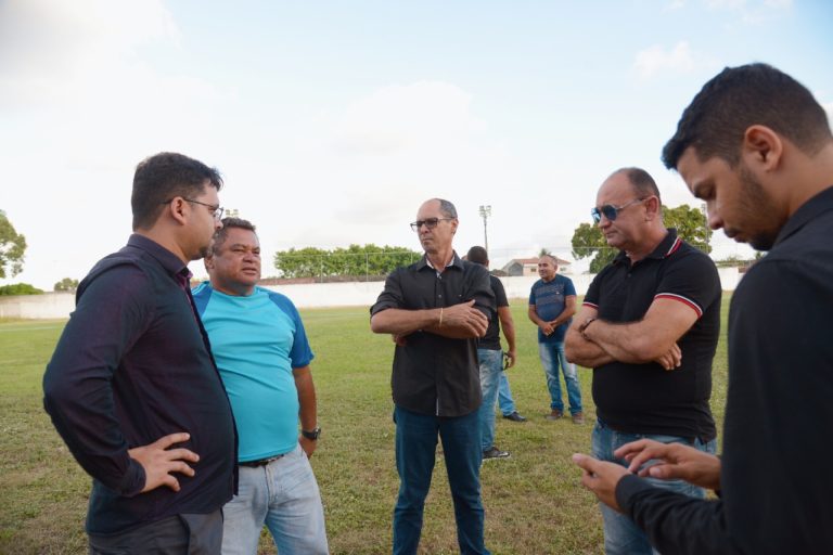 Esporte, Cultura e Lazer: Gestão faz visita técnica ao estádio Lourival Caetano e promete reabertura
