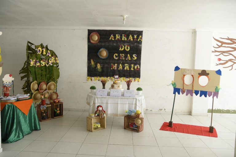 CRAS do Mário Andreazza realiza entrega de kits com comidas típicas e máscaras, nesta quinta-feira