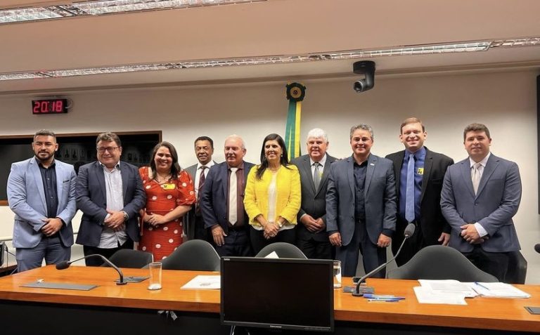 Município de Bayeux apresenta demandas durante reunião da bancada federal em Brasília