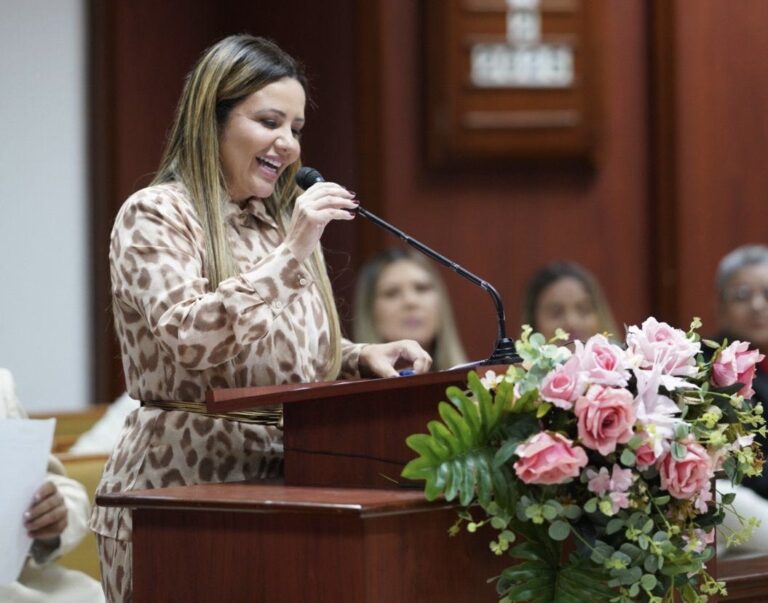 Prefeita Tacyana Leitão abre ano legislativo na Câmara de Bayeux e ressalta parceria entre os poderes