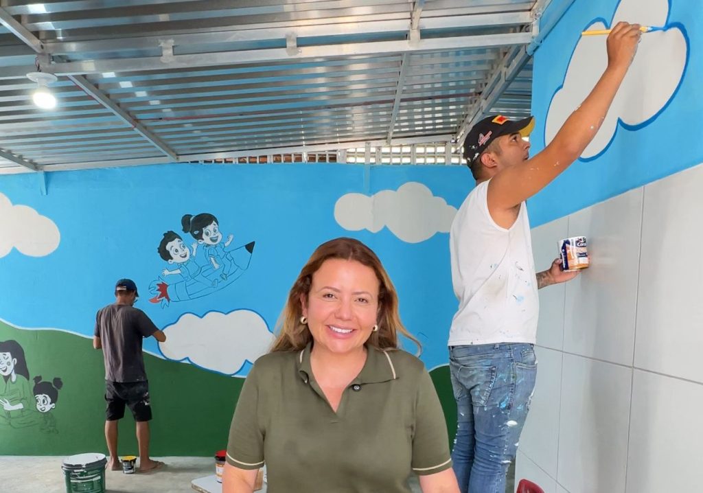 Prefeita Tacyana Leitão visita obras da nova creche de Bayeux