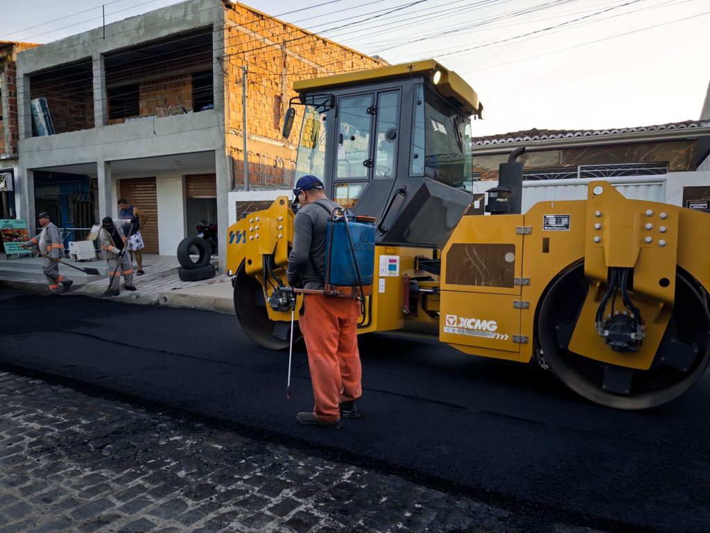 Cuida + Asfalto chega ao Jardim Aeroporto e traz melhorias na mobilidade urbana em ruas do bairro