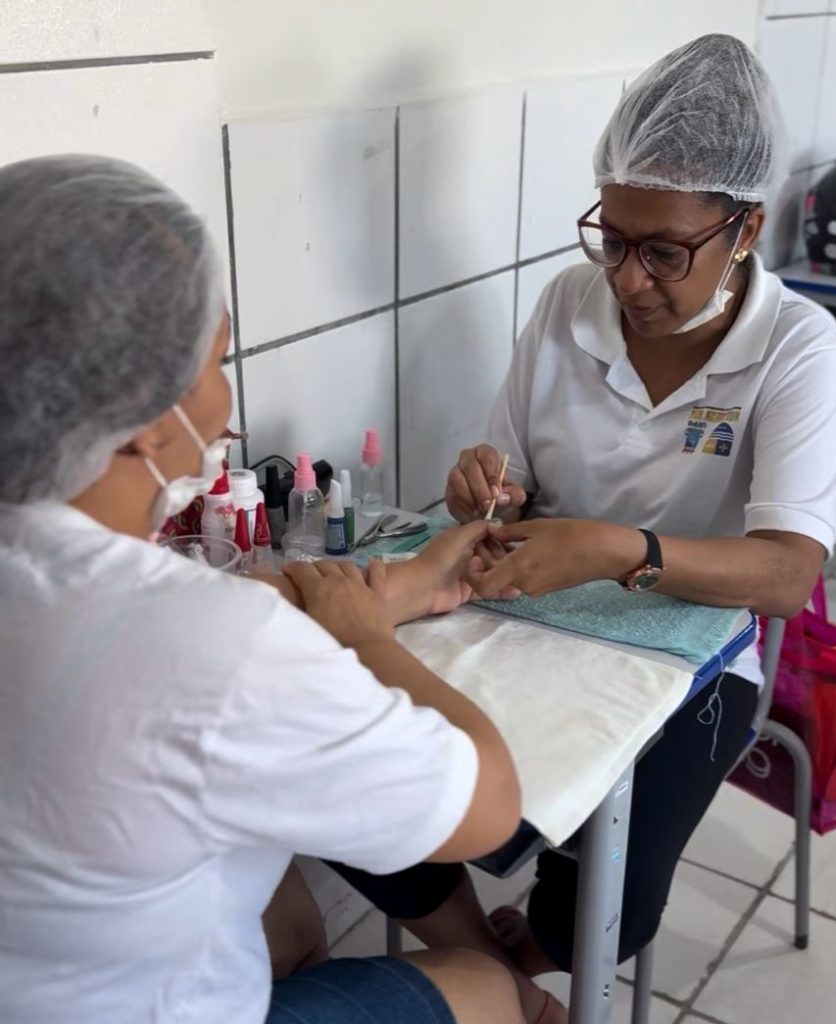 Prefeitura de Bayeux abre inscrições para cursos profissionalizantes de manicure e balconista de farmácia; saiba como se inscrever