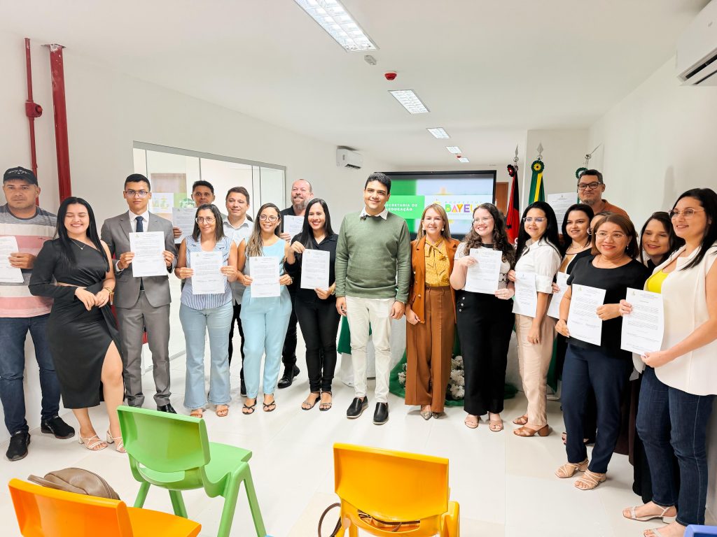 Prefeitura de Bayeux empossa novos servidores aprovados em concurso