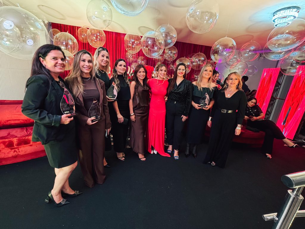 Servidoras e secretárias da Prefeitura de Bayeux são homenageadas com o Prêmio Mulher Forte na Câmara Municipal